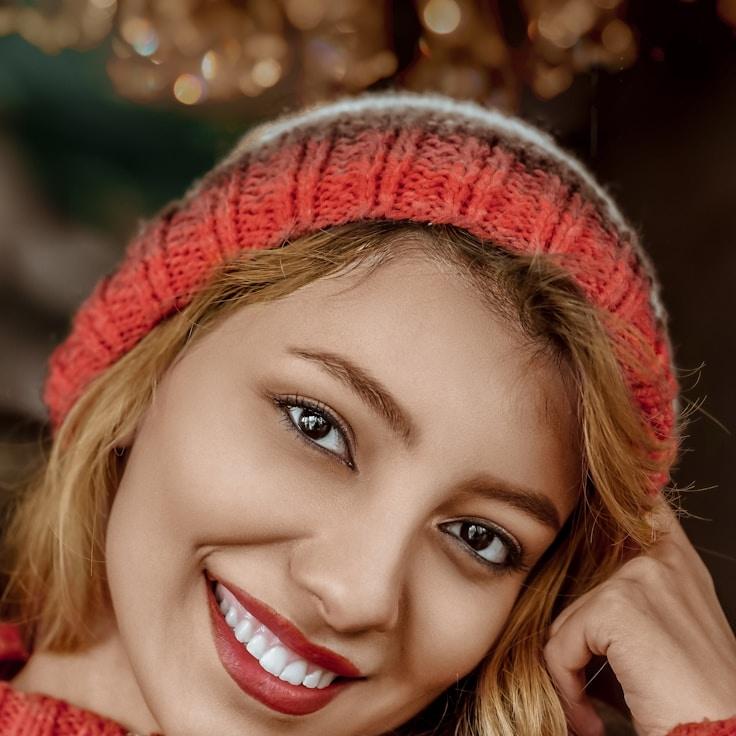 A former consultant turned Client Relations Director discussing gifting strategy with executives